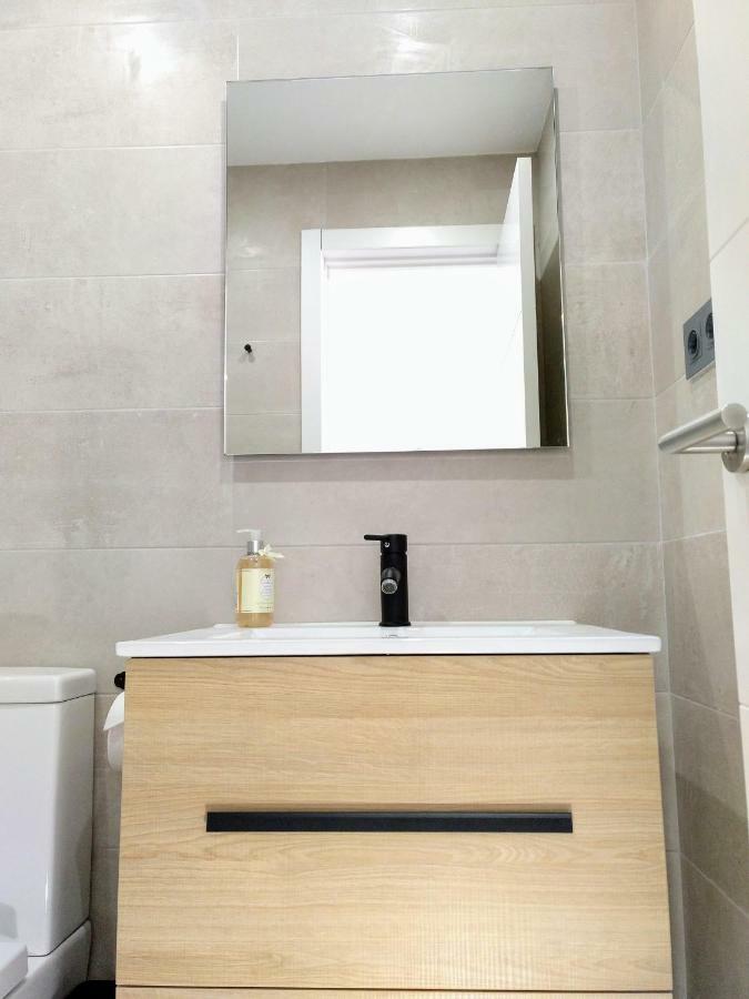 Apartamento Ojana Centro Apartment Torremolinos Ngoại thất bức ảnh